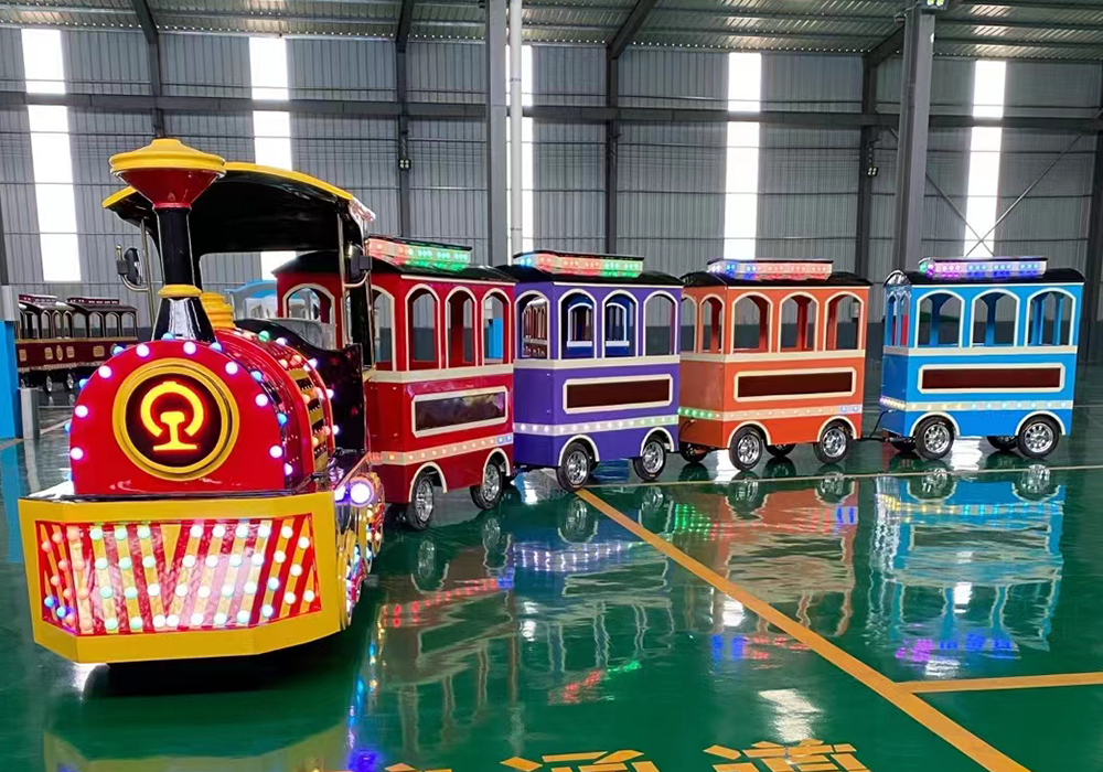 仿古無軌小火車